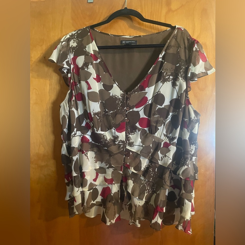 INC flutter sleeve blouse with ruffle accent size 22